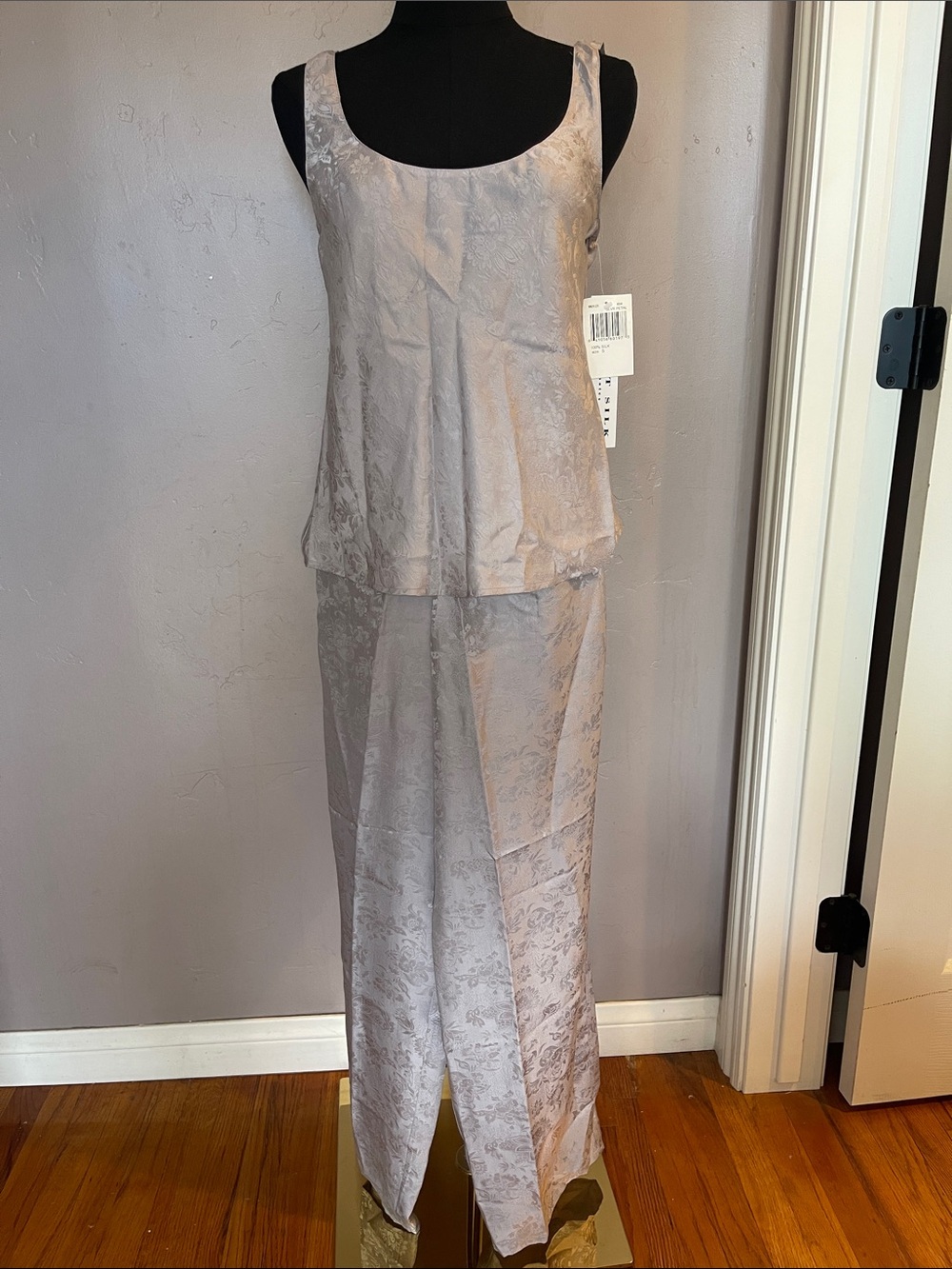 NWT Vintage August Silk Intimates 100% Silk Pajama Pant Set Silver Petal S